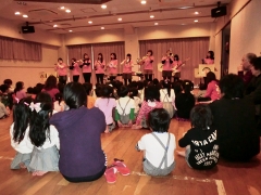 2012年11月30日　小松谷保育園（京都市東山区）での活動のようす1